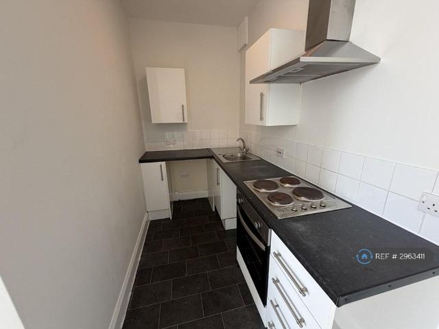 Capitol Buildings, Wallasey, CH45 1 bed flat to rent £650 pcm £150 pw