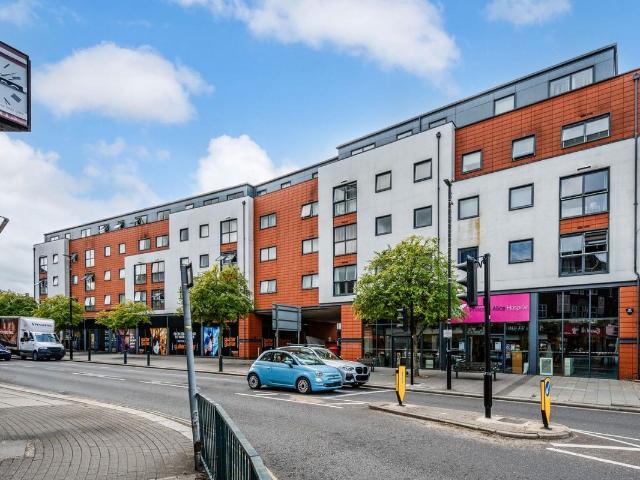 Capitol Square, Church Street, Epsom KT17, 1 bed flat to rent, £1,350 pcm | PrimeLocation