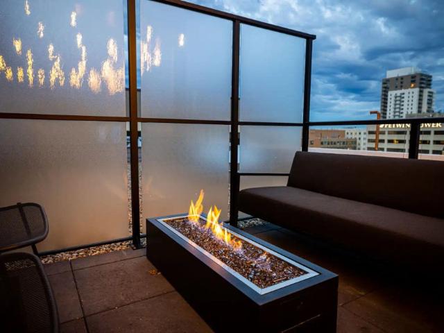 CAPITAL Apartments in Downtown Edmonton — Victoria X05