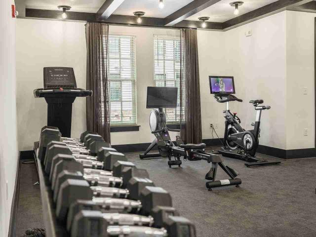 Capital Collective Luxury Apartments 1 Bedroom Apartment for Rent at 401 E Oglethorpe Ave, Savannah, GA 31401 Downtown Savannah