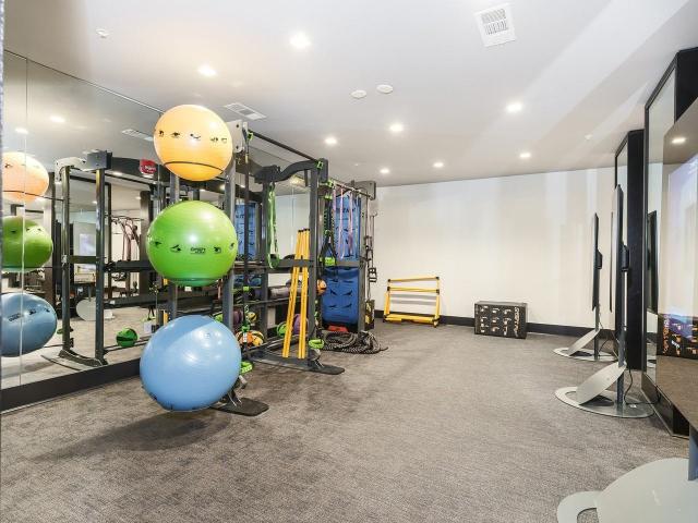 Capital Collective Luxury Apartments Studio Apartment for Rent at 401 E Oglethorpe Ave, Savannah, GA 31401 Downtown Savannah