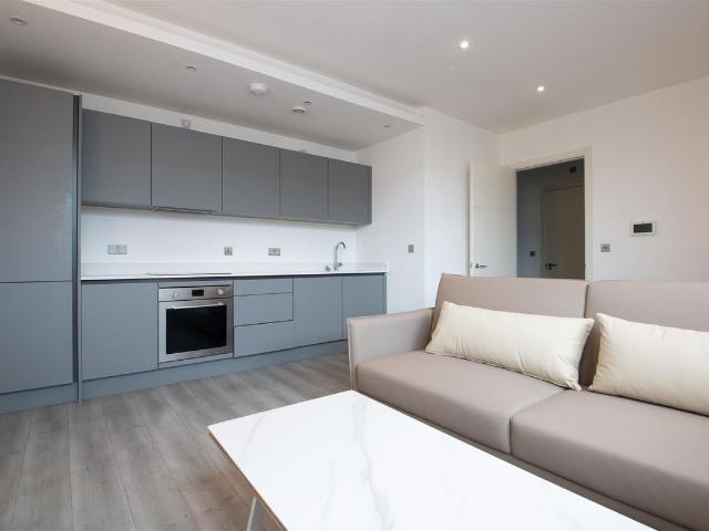 Capital Drive, Linford Wood MK14, 2 bed flat to rent, £1,350 pcm | PrimeLocation
