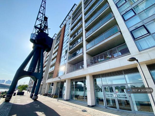 Capital East Apartments, London, E16 2 bed flat to rent £2,450 pcm £565 pw