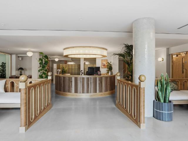 Capital Interchange Way, Brentford TW8, 2 bed flat to rent, £2,800 pcm | PrimeLocation