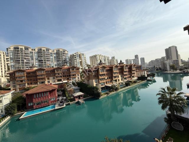 Capital'den 4+1 Suya Sıfır En Büyük Tip Bosphorus City Boş