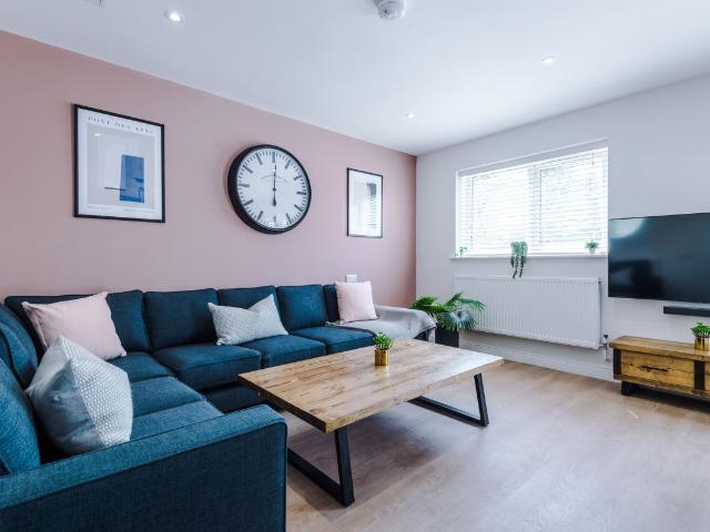 Capricorn Way, Salford M6, 5 bed terraced house to rent, £789 pppm | PrimeLocation