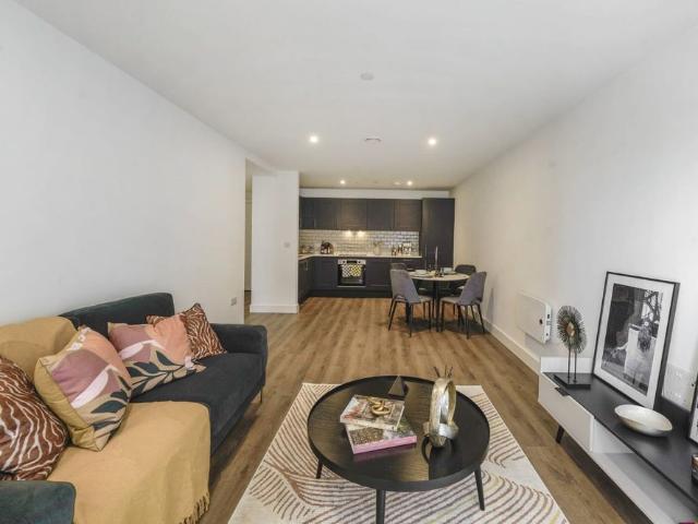 Carter House, SL6 1EB, Maidenhead