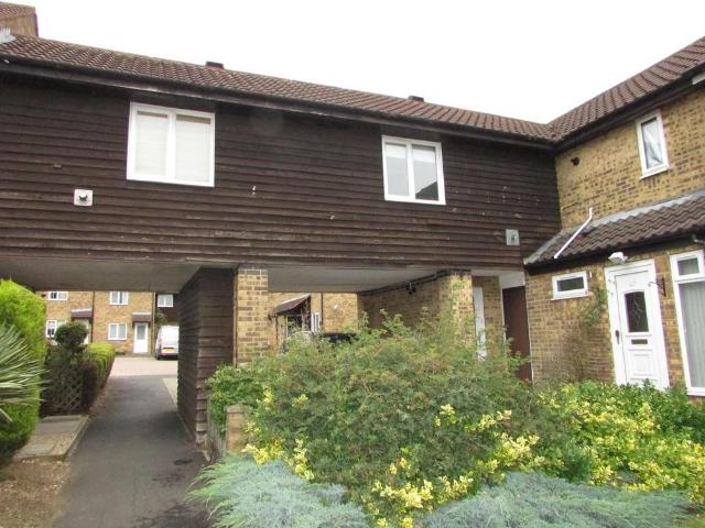 Carters Close, Stevenage, SG2 1 bed flat to rent £1,095 pcm £253 pw