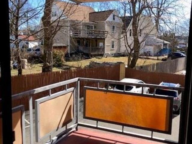 Cartright St Unit K, Bridgeport, Condo For Sale