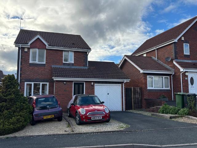Cartwright Avenue, Worcester WR4 3 bed detached house to rent £1,350 pcm £312 pw