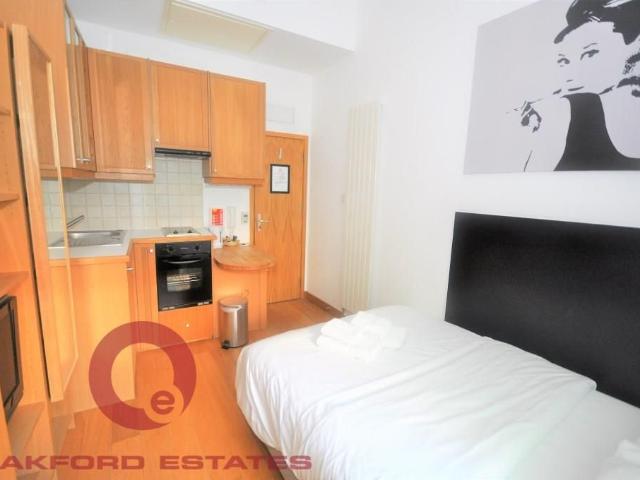 Cartwright Gardens, Bloomsbury WC1H, Studio to rent, £2,145 pcm | PrimeLocation