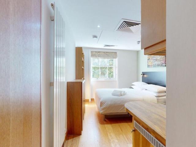 Cartwright Gardens Studio to rent £1,971 pcm £455 pw