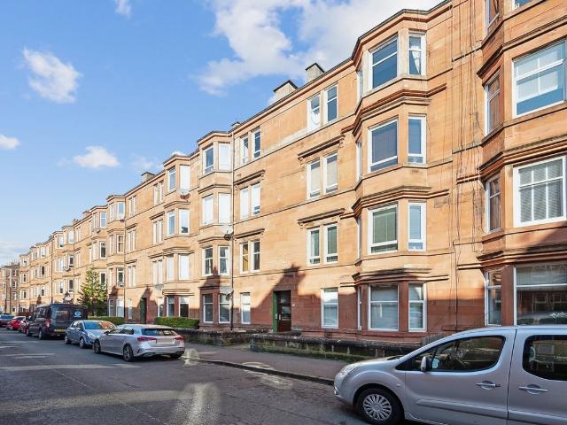 Cartvale Road, Glasgow G42, 1 bed flat to rent, £995 pcm | PrimeLocation