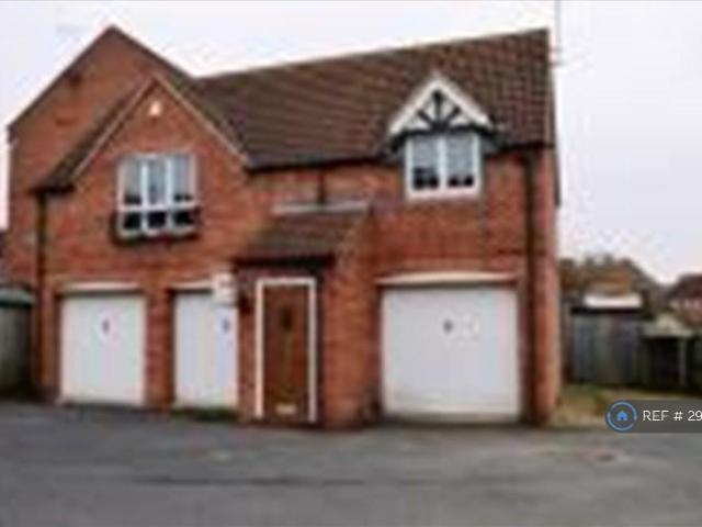 Carty Road, Leicester, LE5 2 bed detached house to rent £999 pcm £231 pw
