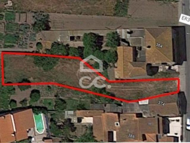 CARVIDE Terreno com a área de 685 m2, com viabilidade de construção urbana para uma moradia, localizado em Carvide, a cerca de 3 Km de Monte Real e a 8 Km da Praia da Vieira