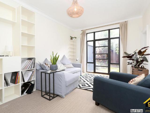 Carysfort Road, London, N16 2 bed flat to rent £2,600 pcm £600 pw
