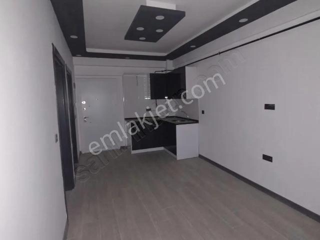 Carşı Merkezde Sıfır Ful Eşyalı Orta Kat Kiralık Daire