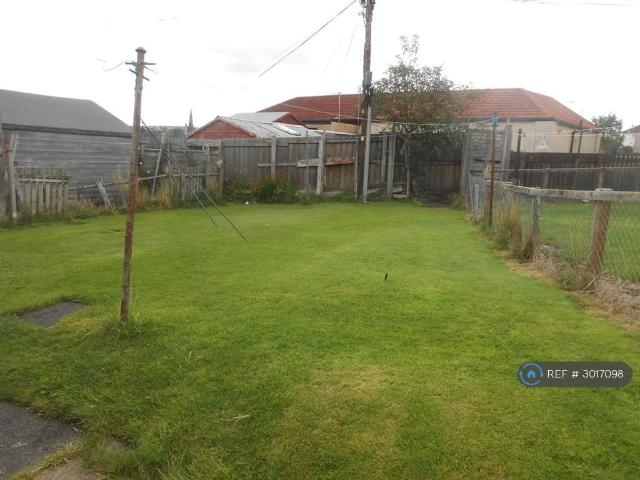 Car Road, Cumnock, KA18 2 bed flat to rent £500 pcm £115 pw