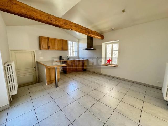 LE FAGET MAISON RENOVEE 5 PIECES