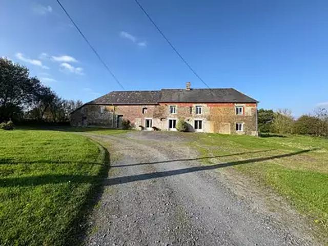 Carantilly 50570 Achat / Vente maison 7 pièces t7 jardin