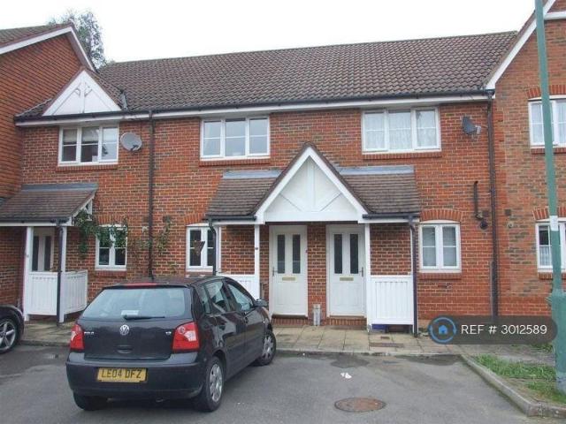 Caraway Place, Wallington, SM6 2 bed terraced house to rent £1,775 pcm £410 pw