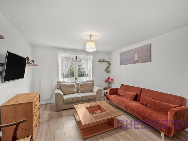 Caravel Close, Millwall E14, 2 bed flat to rent, £3,300 pcm | PrimeLocation