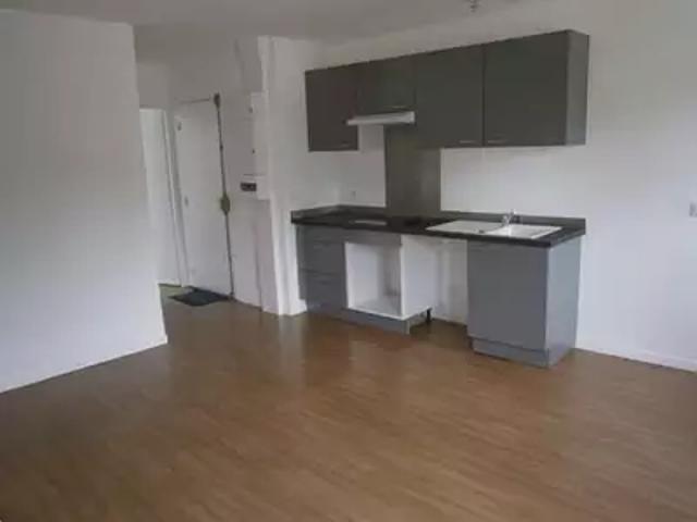 Carbon Blanc 33560 Achat / Vente appartement 2 pièces t2 au dernier étage parking