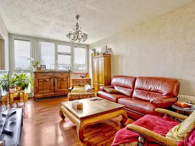 Carbon Blanc 33560 Achat / Vente appartement 6 pièces t6 au dernier étage