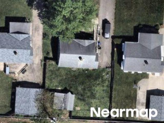 Carbone Dr