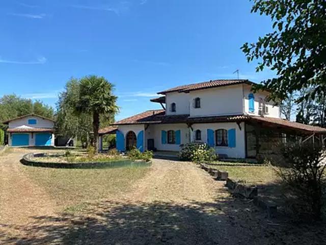 Carcarès Sainte Croix 40400 Achat / Vente maison 6 pièces t6 au dernier étage