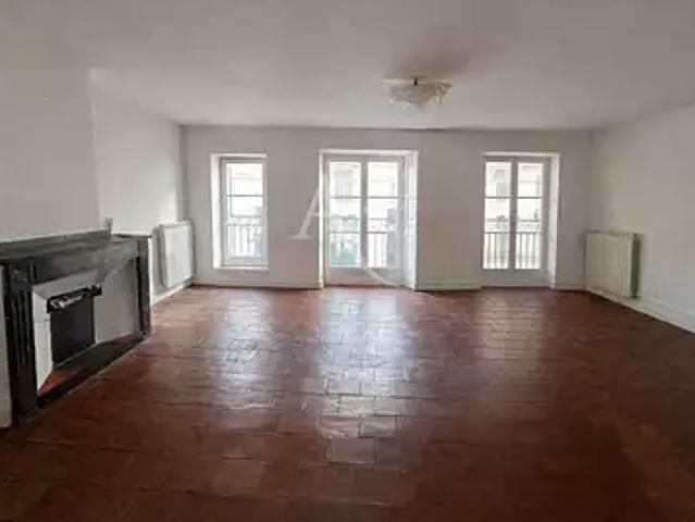 Carcassonne 11000 Achat / Vente appartement 4 pièces t4 au dernier étage