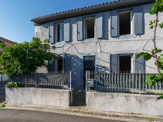 CARCASSONNE – VILLEGAILHENC à louer Villa T5 148m² 113m² Hab. avec garage et grand jardin arboré