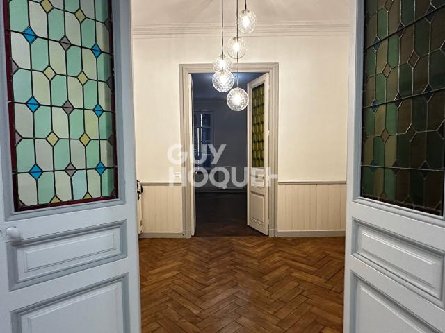 CARCASSONNE Bastide Appartement 142m² avec garage, cave, a. 142m² Carcassonne