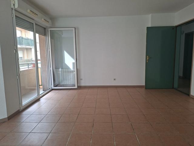 CARCASSONNE – LA PRADE Appartement T2 40m² cellier  place de parking