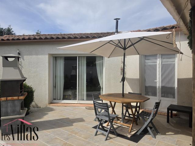 Carcassonne Maison plain pied 117 m2 | 3 chambres | Piscine. 117m² Carcassonne
