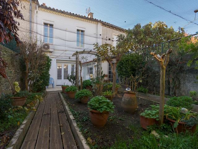 Carcassonne Proche Boulevards Maison T6 125m² 112m² hab.. 125m² Carcassonne