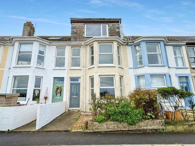 Carclew Avenue, Newquay TR7, 5 bed terraced house to rent, £1,750 pcm | PrimeLocation