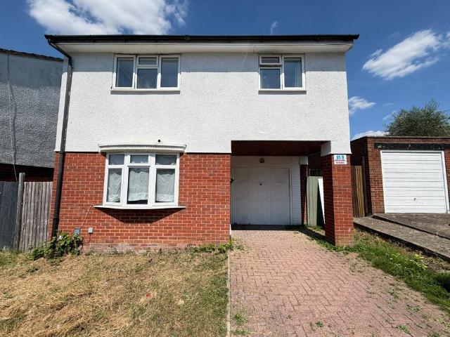 Cardinal Avenue, Borehamwood, WD6 3 bed detached house to rent £2,400 pcm £554 pw