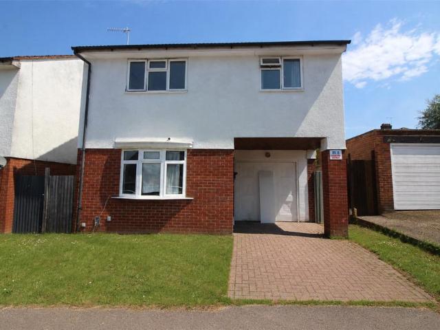Cardinal Avenue, Borehamwood, WD6 3 bed detached house to rent £2,300 pcm £531 pw