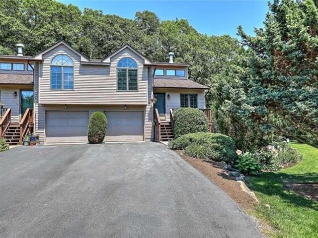 Cardinal Dr, North Kingstown, Home For Sale