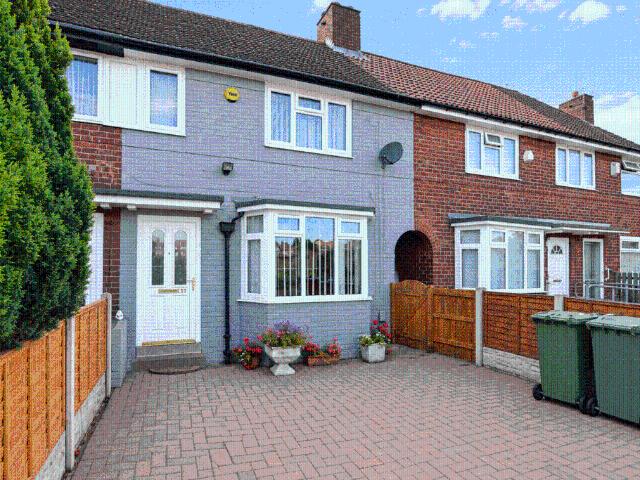 Cardinal Square, Beeston, Leeds, LS11. 2 bed terraced house to rent £900 pcm £208 pw