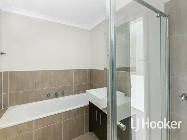 Cardinia Lakes Living!