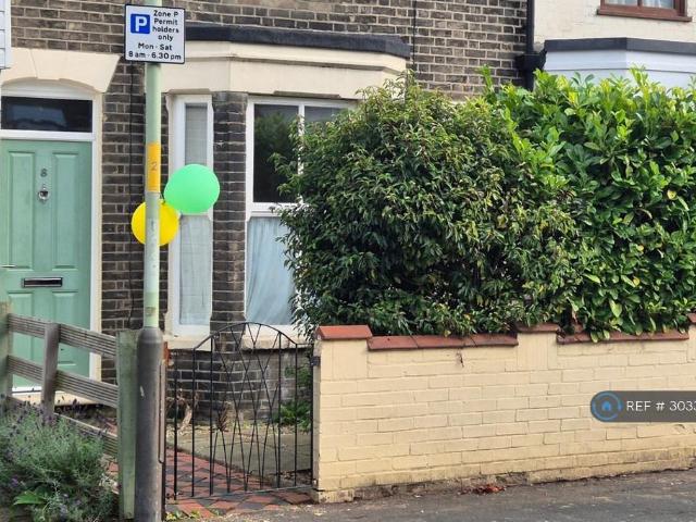 Cardiff Road, Norwich, NR2 3 bed terraced house to rent £1,500 pcm £346 pw