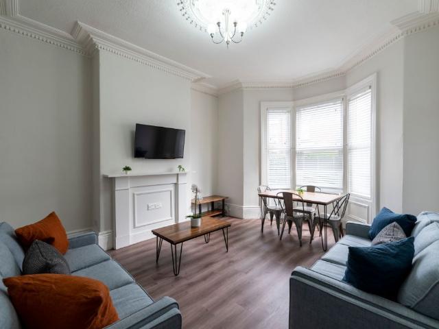Cardigan Terrace, Newcastle NE6, 6 bed terraced house to rent, £650 pppm | PrimeLocation