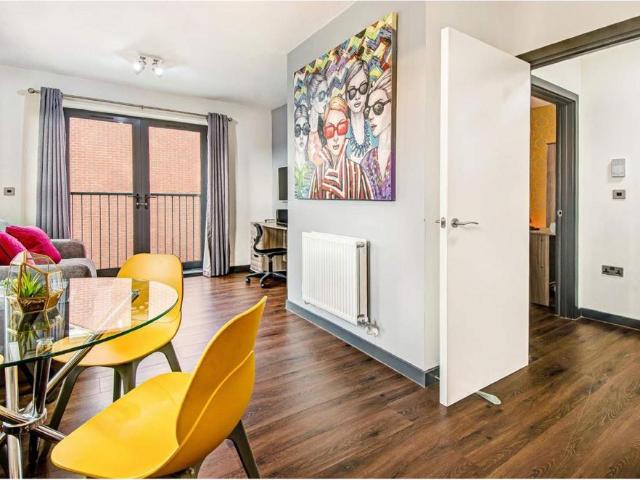 Cardigan Lane, Leeds, LS4 1 bed flat to rent £1,145 pcm £264 pw