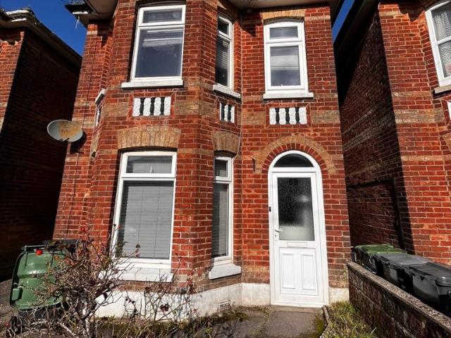 Cardigan Road, Bournemouth, Dorset, BH9 1 bed in a house share to rent £575 pcm £133 pw