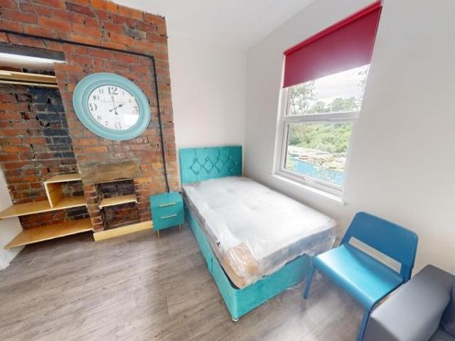 Cardigan Road, Hyde Park, Leeds LS6, Studio to rent, £825 pcm | PrimeLocation