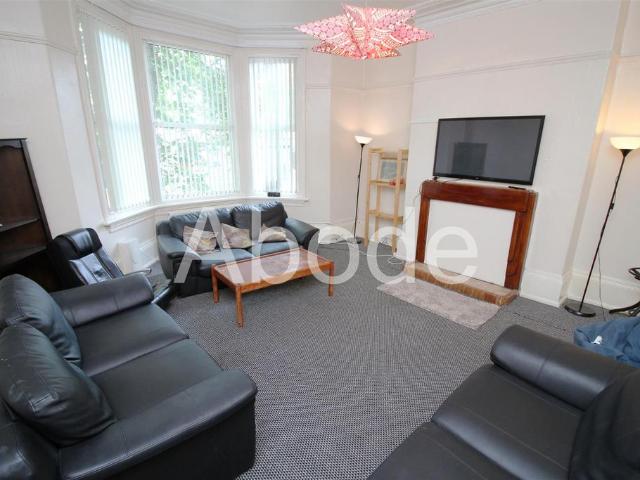 Cardigan Road, Headingley, Leeds 8 bed house to rent £4,507 pcm £1,040 pw