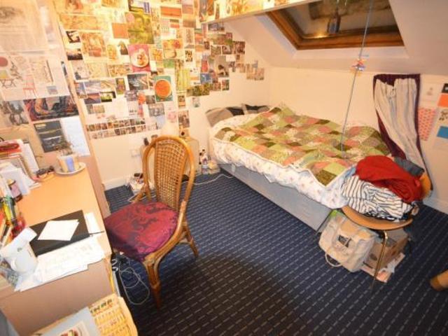 Cardigan Road, Leeds LS6 9 bed terraced house to rent £5,460 pcm £1,260 pw