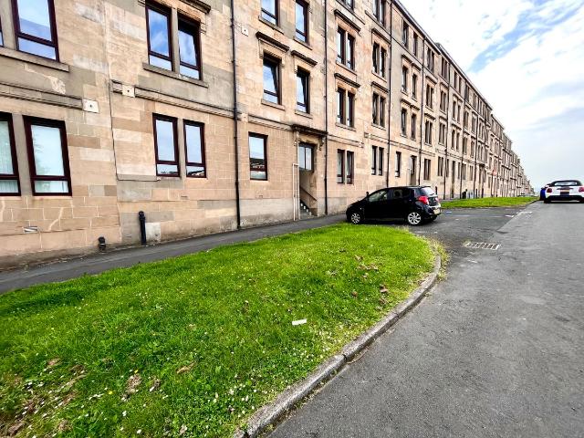 Cardross Street, Glasgow G31, 2 bed flat to rent, £1,250 pcm | PrimeLocation